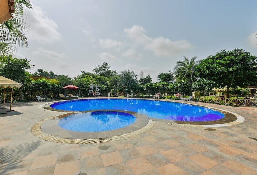 Garh Govind Hotel & Resort