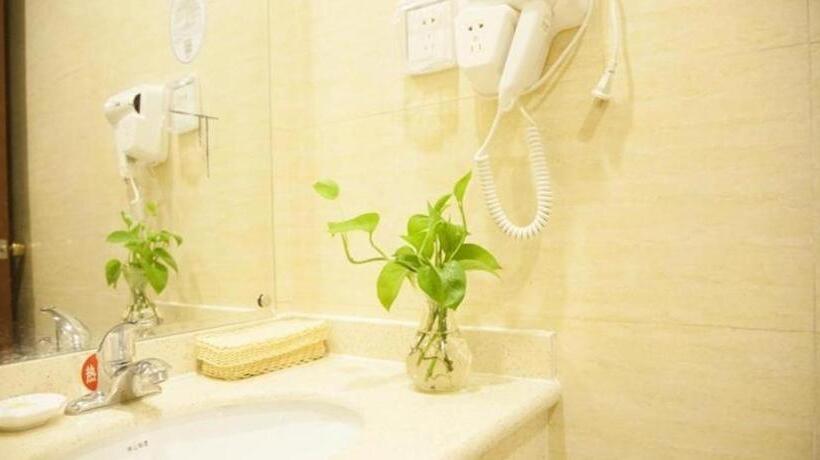 Fotos del hotel Greentree Inn Anhui Hefei South Railway Station Damo Sqaure Business:  8