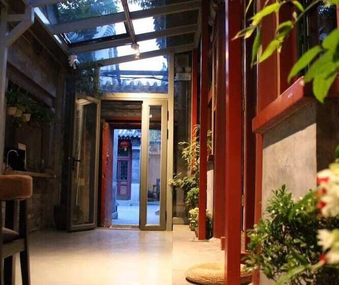 Fotos del hotel Fly By Knight Courtyard:  2