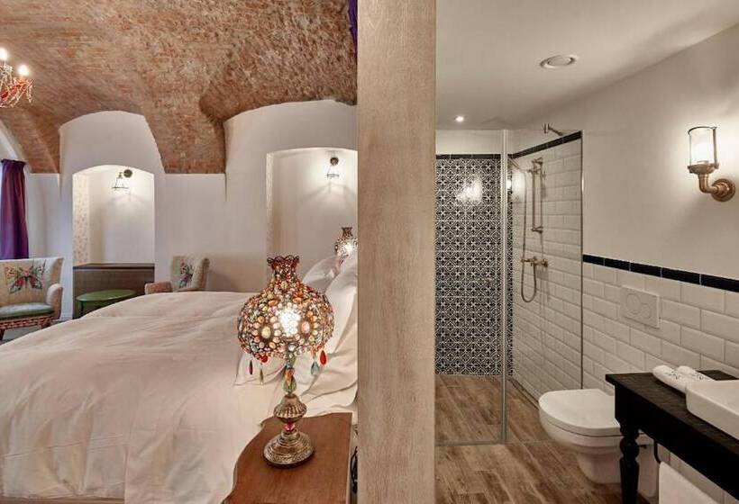 Fotos del hotel Maison Bistro &:  2