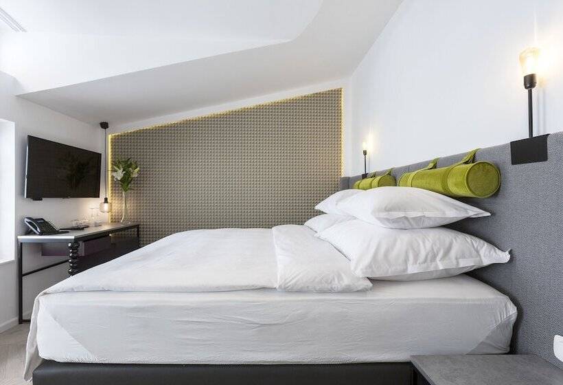 Fotos del hotel Maison Bistro &:  10