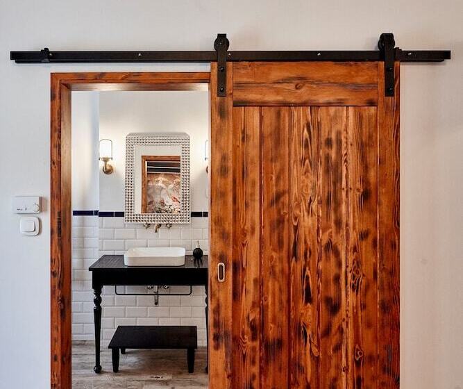 Fotos del hotel Maison Bistro &:  4