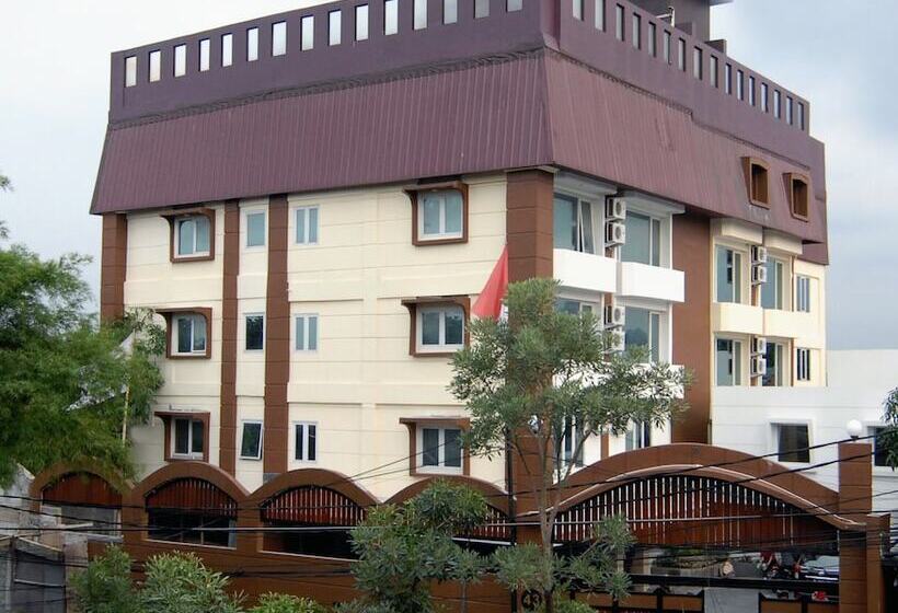 Fotos del hotel Grand Kasira:  13