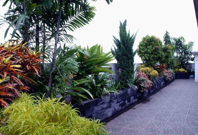 Fotos del hotel Grand Kasira:  15