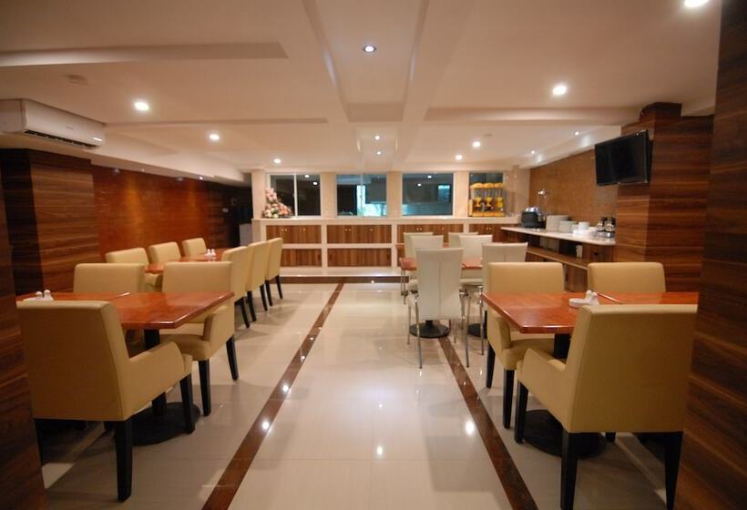 Fotos del hotel Grand Kasira:  5