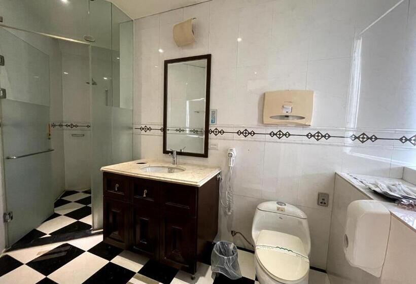 Fotos del hotel King & Princess Motel:  5