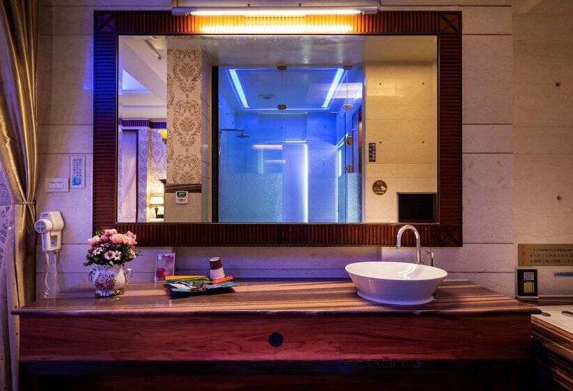 Fotos del hotel King & Princess Motel:  17