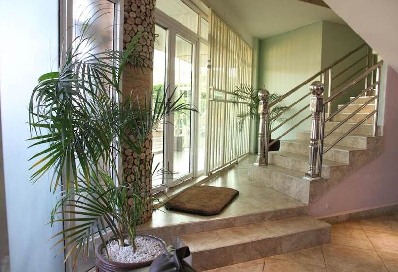 Fotos del hotel Namayiba Park:  3