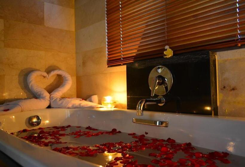 Fotos del hotel Tetirah Boutique:  9