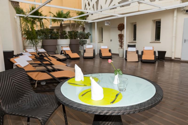 Fotos del hotel Hôtel New Day:  6