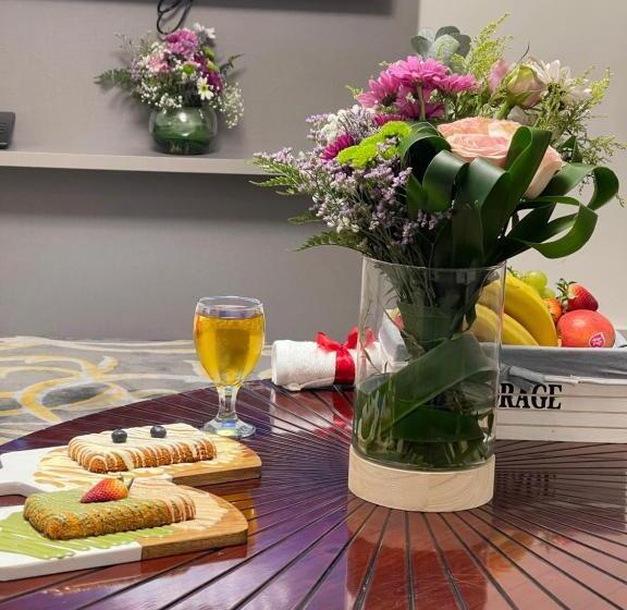 Fotos del hotel Laten Suites:  6