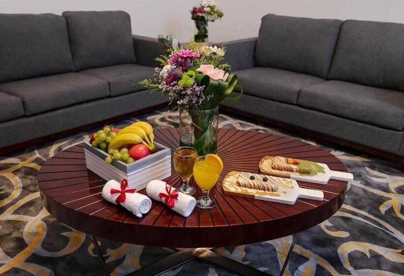 Fotos del hotel Laten Suites:  10