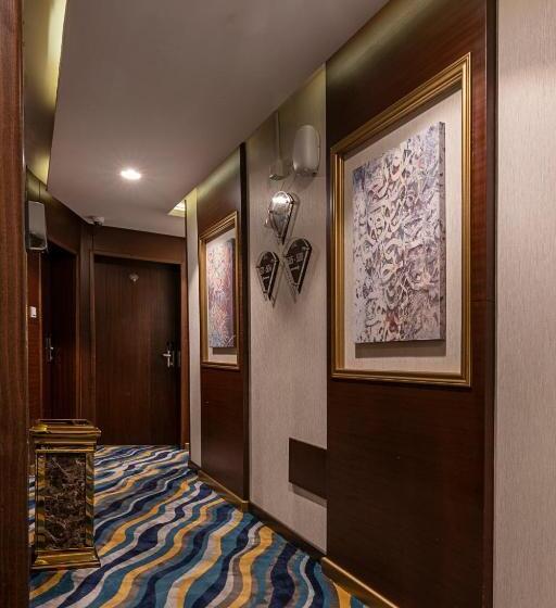 Fotos del hotel Laten Suites:  23