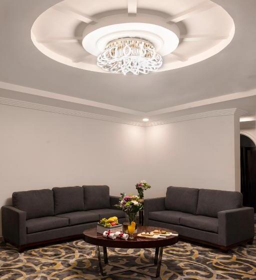 Fotos del hotel Laten Suites:  24