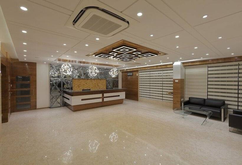 Fotos del hotel Silver Heights:  9