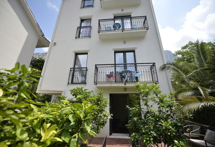 Fotos del hotel Alkima:  22