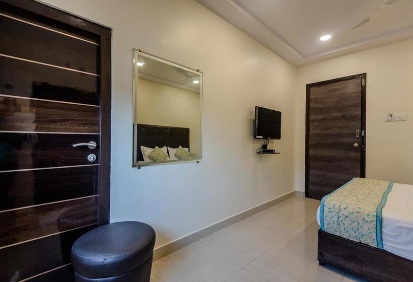 Fotos del hotel Oyo Rooms Near Kokilaben Hospital:  9