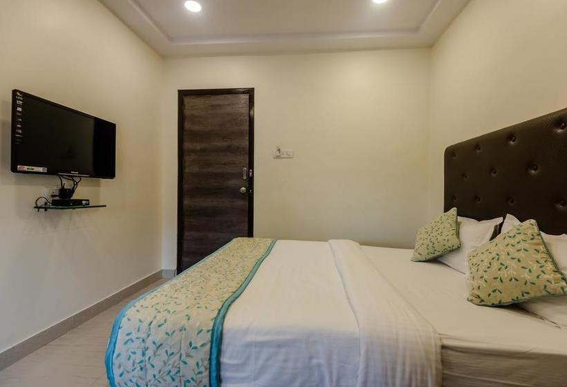 Fotos del hotel Oyo Rooms Near Kokilaben Hospital:  6