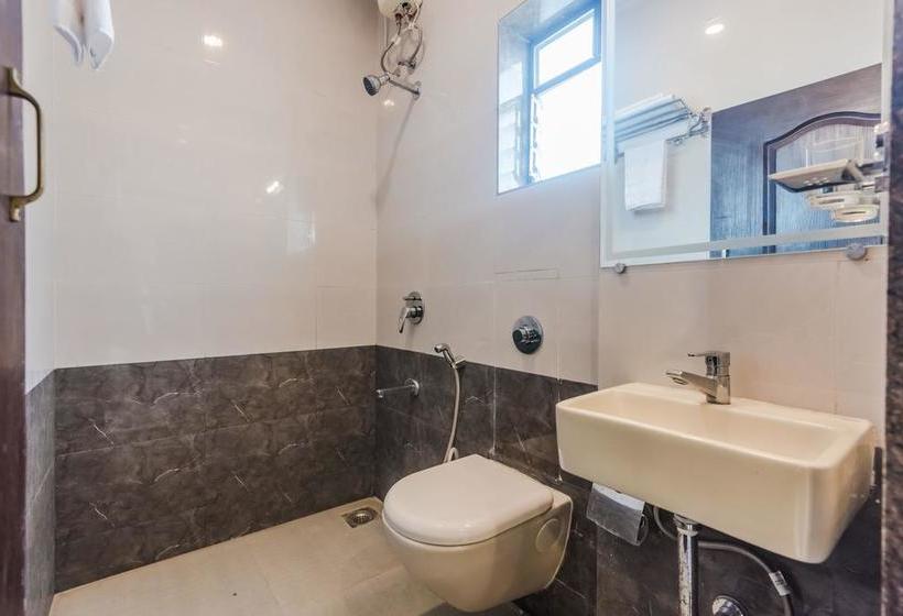 Fotos del hotel Oyo Rooms Near Kokilaben Hospital:  10