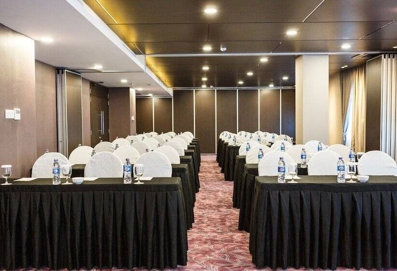 Fotos del hotel Asialink Easy By Prasanthi Formerly The Evitel:  7