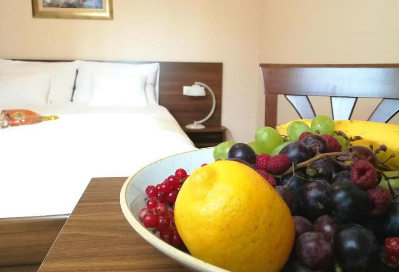 Fotos del hotel Maroon:  25