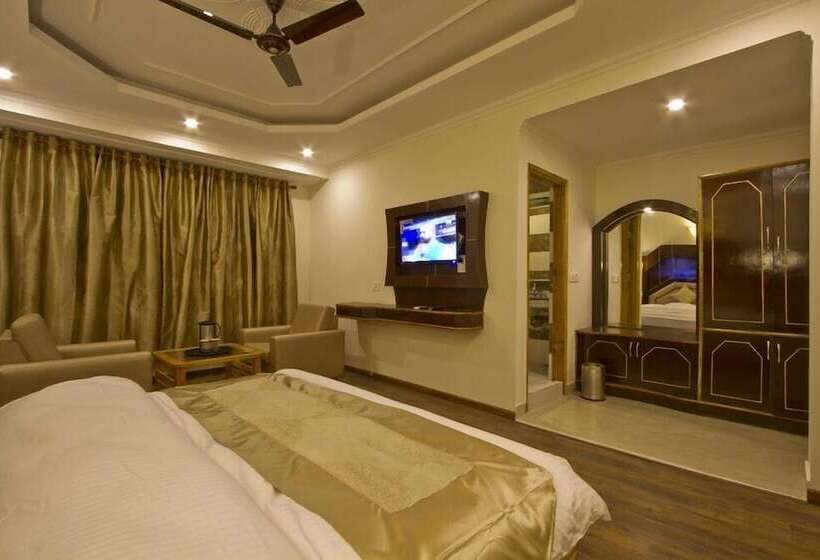 Fotos del hotel The Paramount Inn:  8