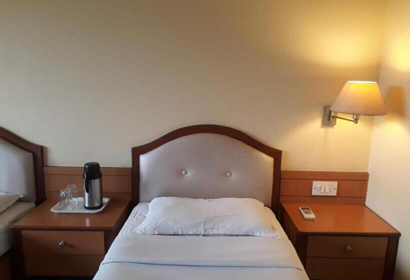 Fotos del hotel The Samrat Hotel Near Pune Railway Station:  19