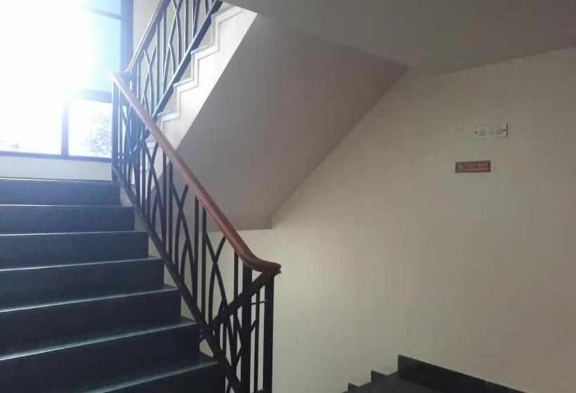 Fotos del hotel The Samrat Hotel Near Pune Railway Station:  13