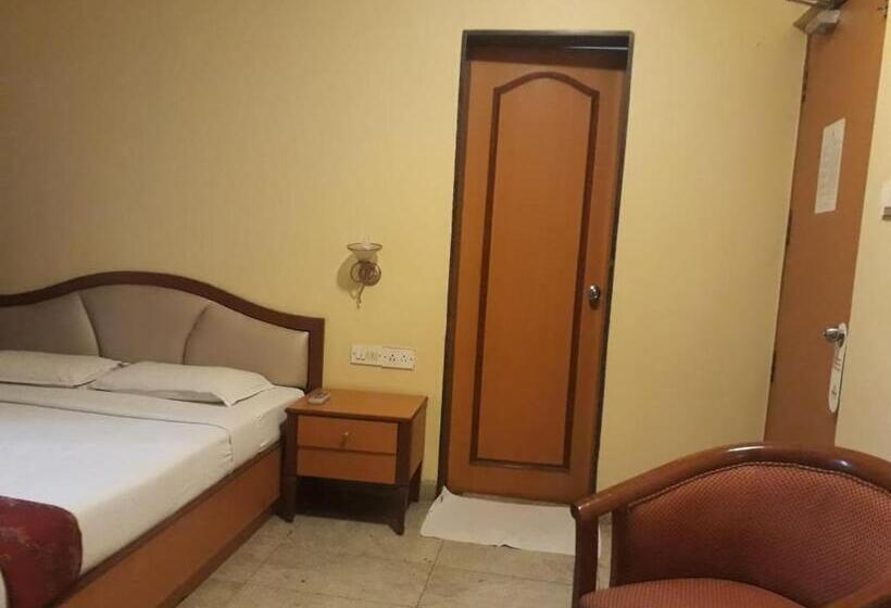 Fotos del hotel The Samrat Hotel Near Pune Railway Station:  10