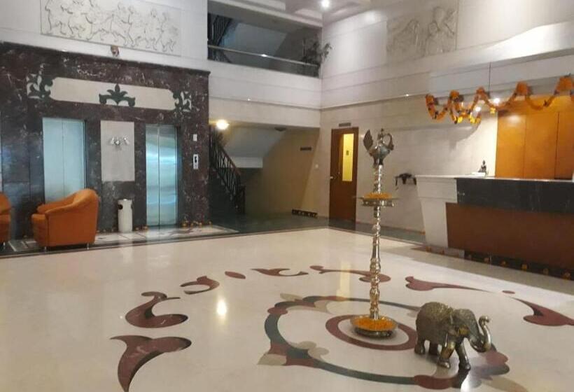 Fotos del hotel The Samrat Hotel Near Pune Railway Station:  7