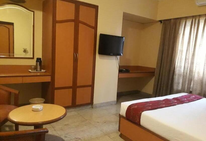 Fotos del hotel The Samrat Hotel Near Pune Railway Station:  2