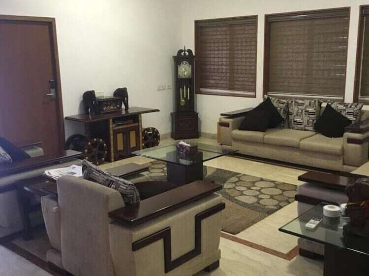 Avenue 11 Boutique Residences, Poes Garden Chennai