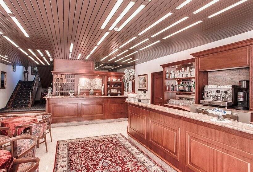 Fotos del hotel Ambasciatori:  5