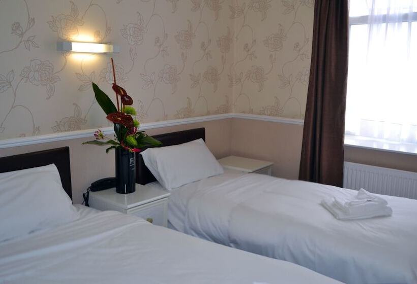 Fotos del hotel Lyndene:  15