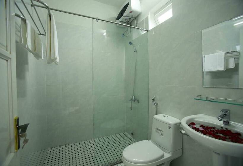 Fotos del hotel La Uy Villa:  9