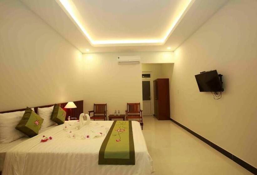 Fotos del hotel La Uy Villa:  20