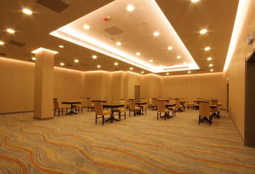 Fotos del hotel Tryp By Wyndham Istanbul Taksim:  6