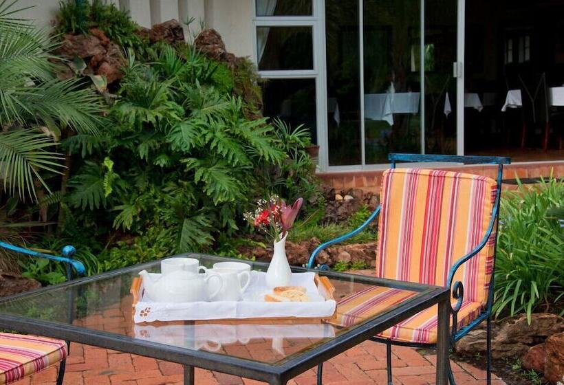 Fotos del hotel Woodlands Guest Lodge:  5