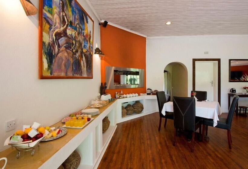 Fotos del hotel Woodlands Guest Lodge:  19