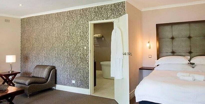 Fotos del hotel Woodlands Guest Lodge:  21