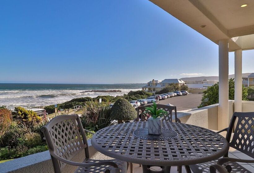 Fotos del hotel Hermanus Beachfront Lodge:  8