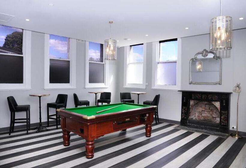 Fotos del hotel The Stirling Arms:  2