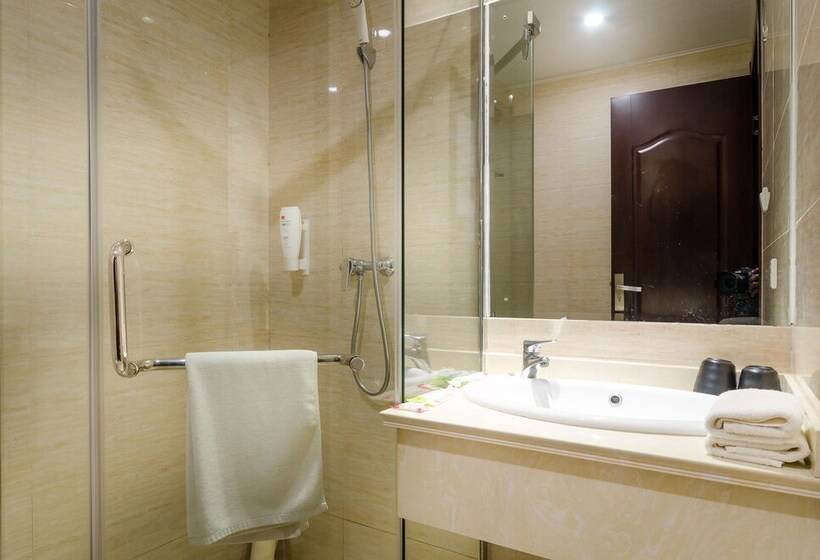 Fotos del hotel Star  And Casino:  5