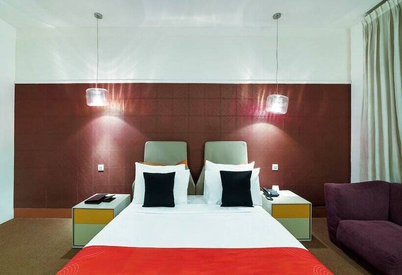 Fotos del hotel Edition O 30063 Slate:  11