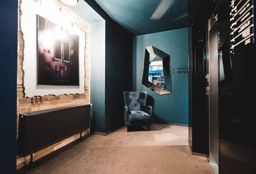 Boutique  11