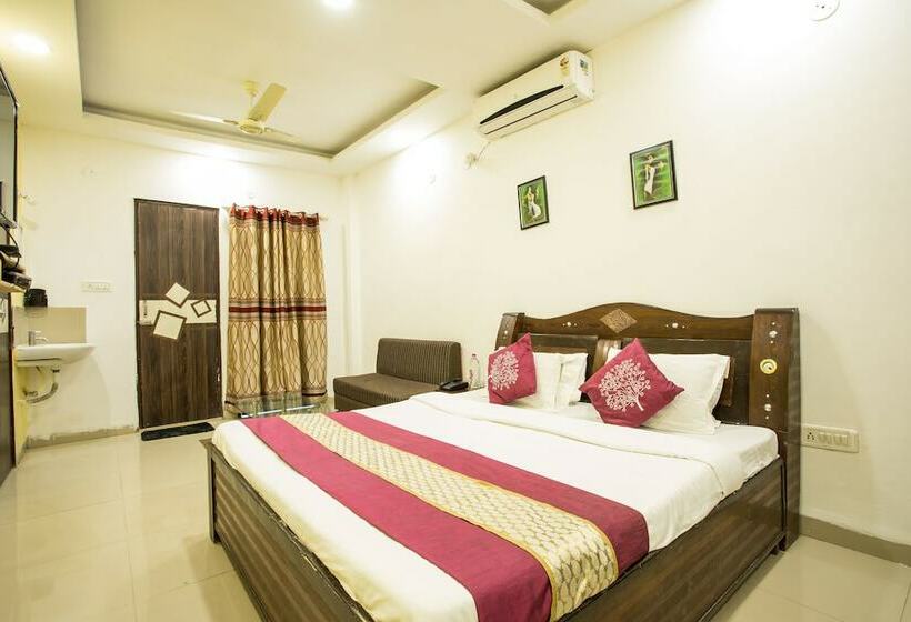 Fotos del hotel Oyo 3205  New Luxury Royale:  9