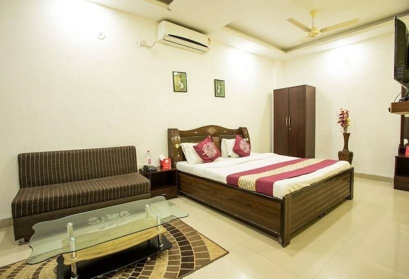 Fotos del hotel Oyo 3205  New Luxury Royale:  11