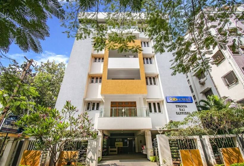 Fotos del hotel Capital O 10598 Sunrise Castle:  22