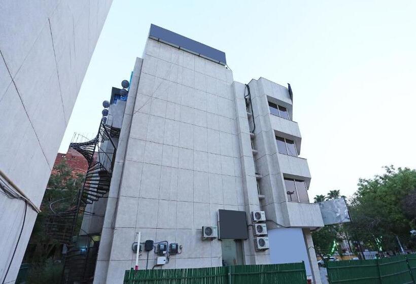 Fotos del hotel Capital O 8305 Blessings Inn  And Banquet:  8