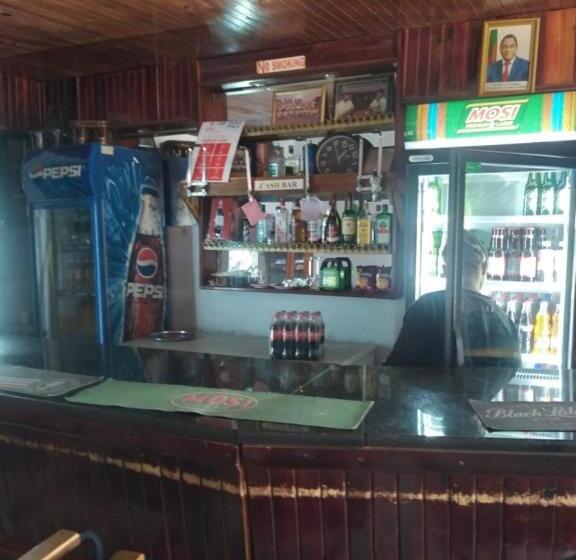 Fotos del hotel Sunset Junction Lodges & Tours:  9